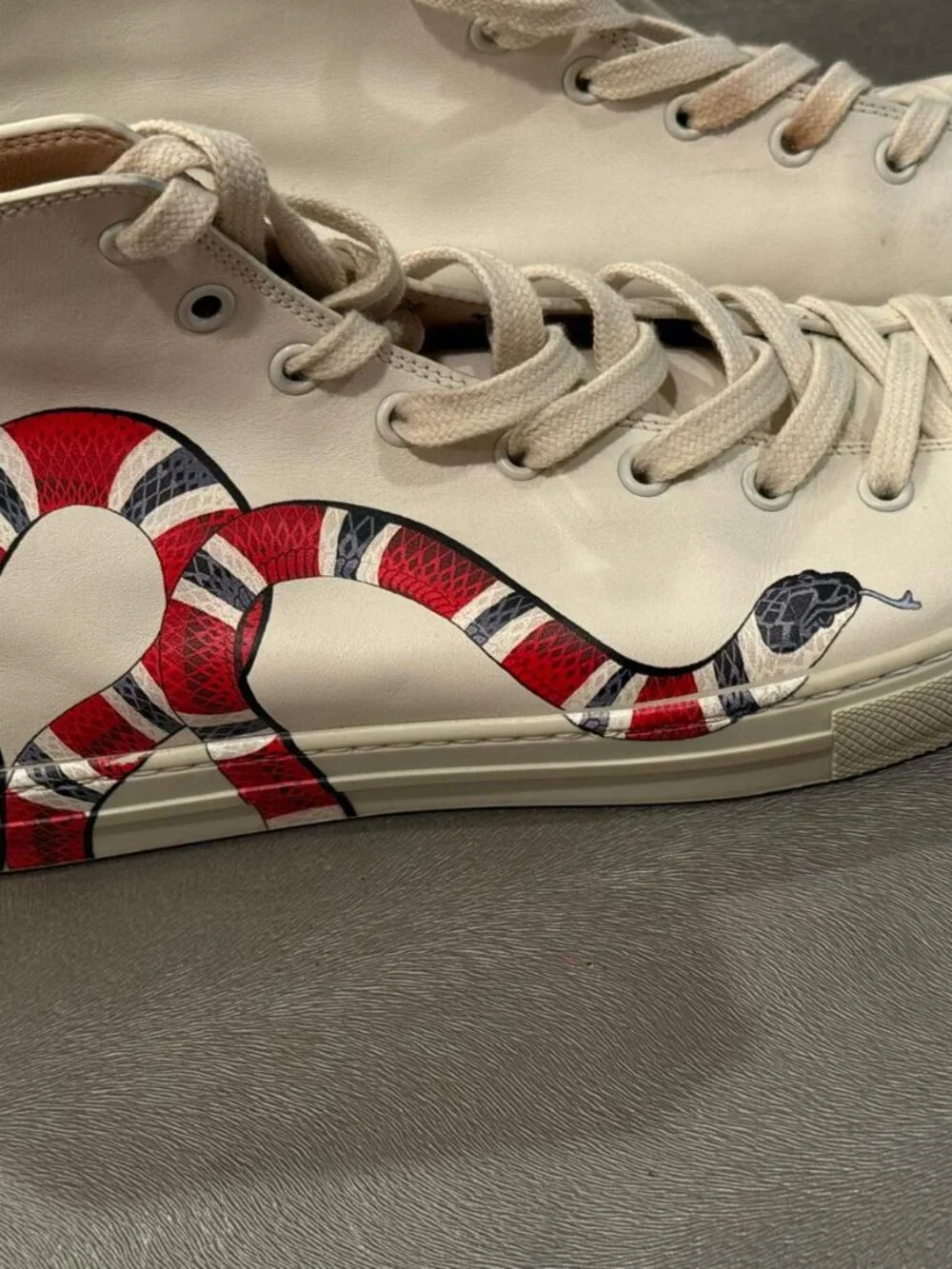 Authentic Men's Gucci Leather Kingsnake White High-Top Sneaker
